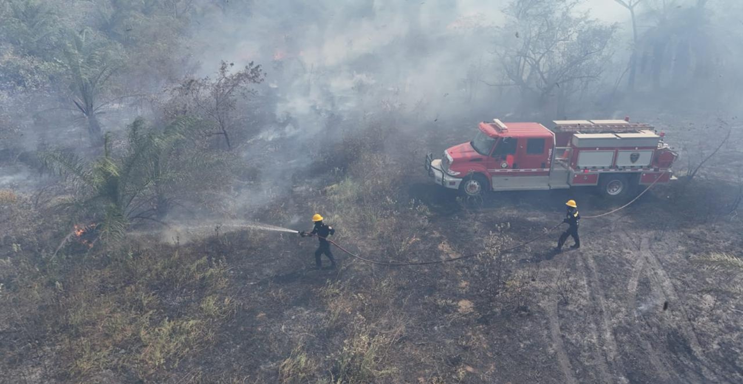 Bomberos de Yopal atendieron incendio forestal en inmediaciones del aeropuerto