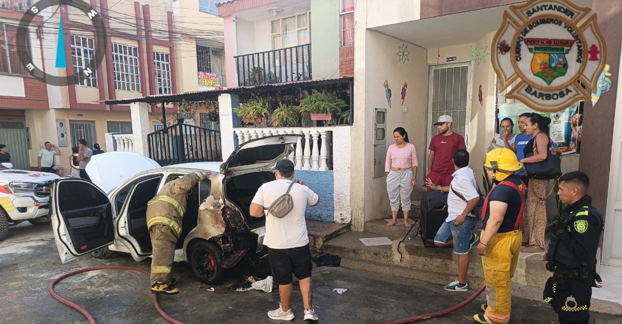 Incendio vehicular fue controlado oportunamente en Barbosa, Santander