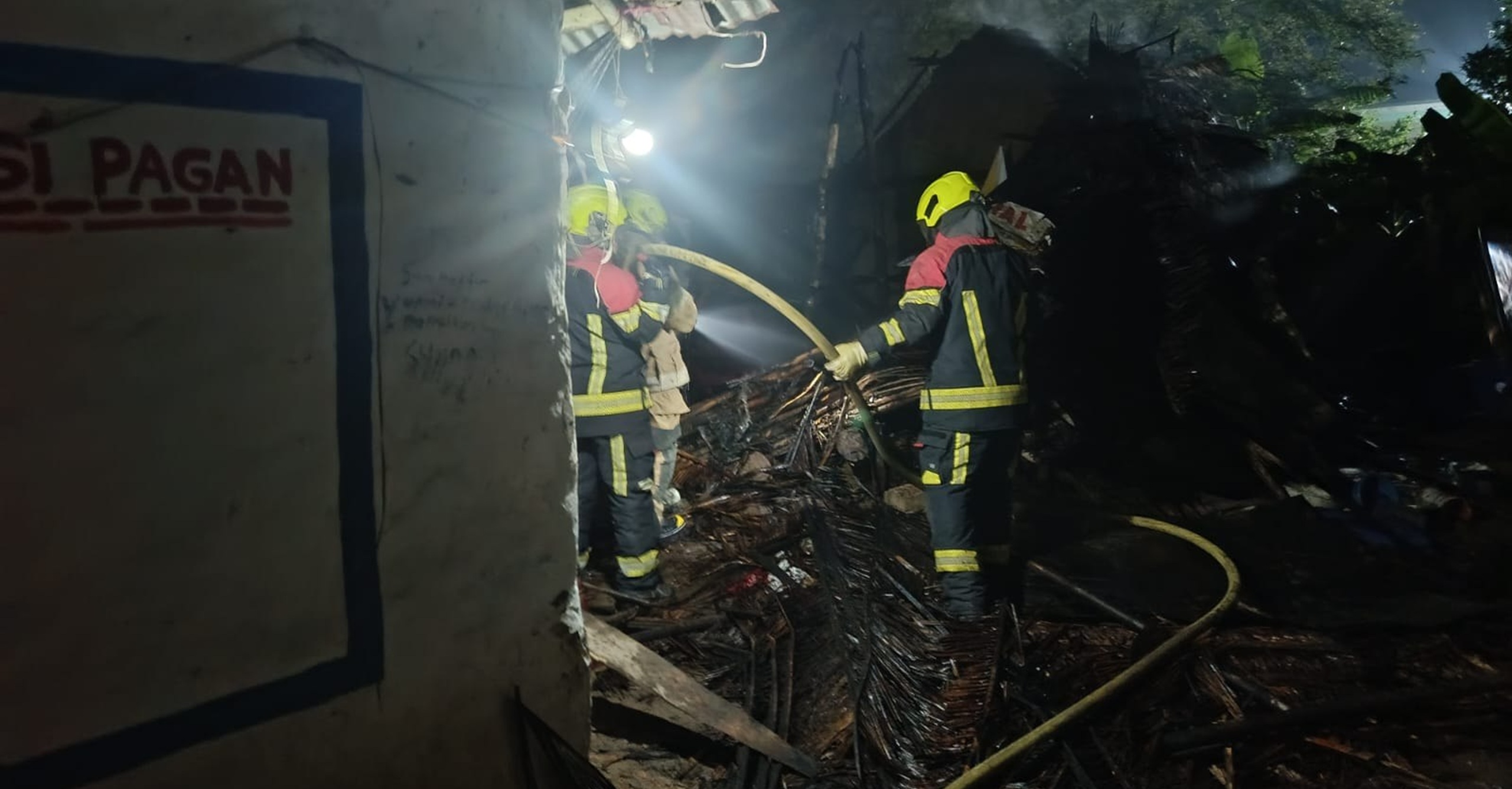 Incendio estructural en Santa Ana deja una persona lesionada y daños en vivienda