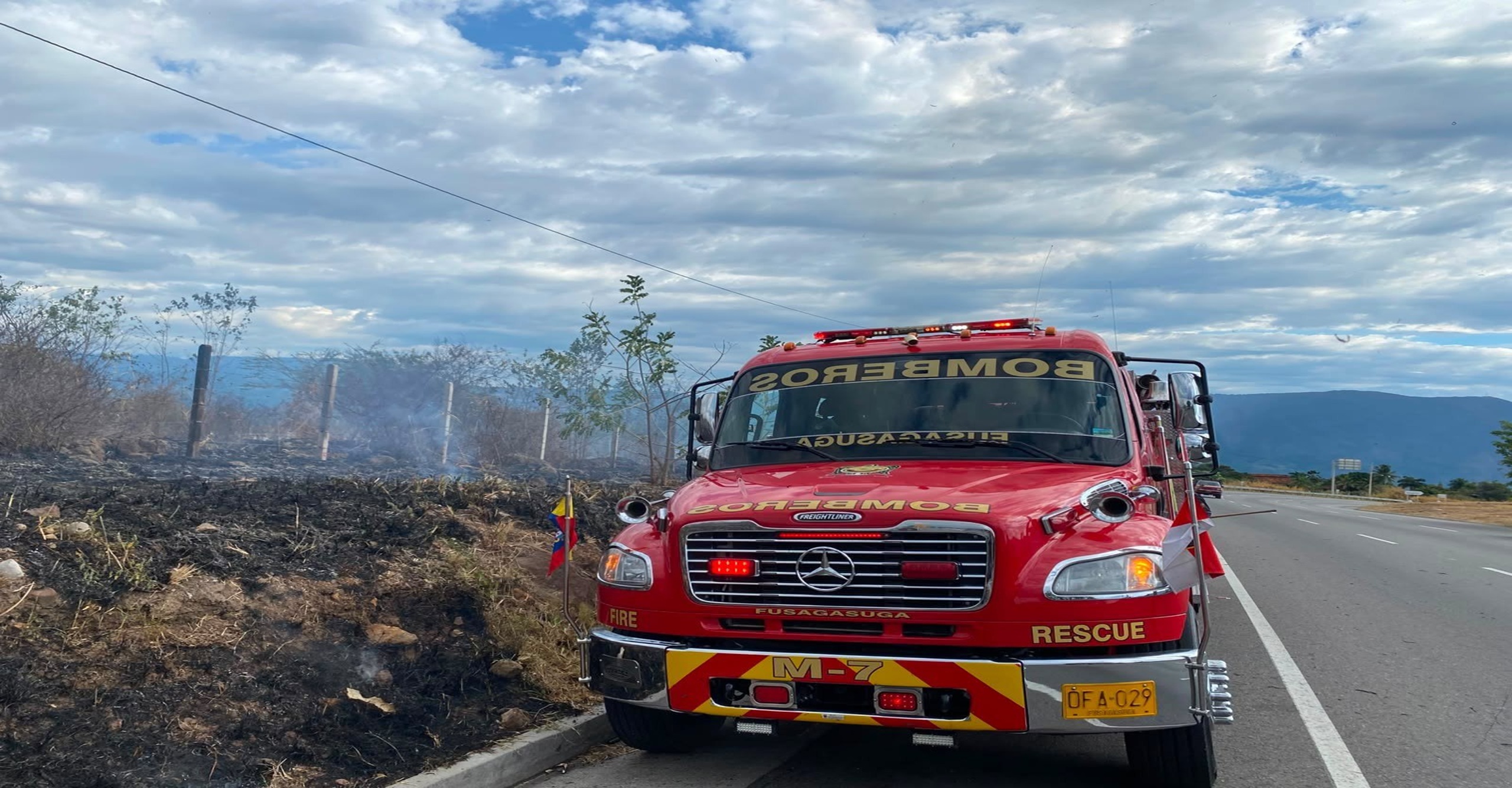 Incendio forestal en Chinauta fue controlado tras afectar 13 hectáreas de pastizales