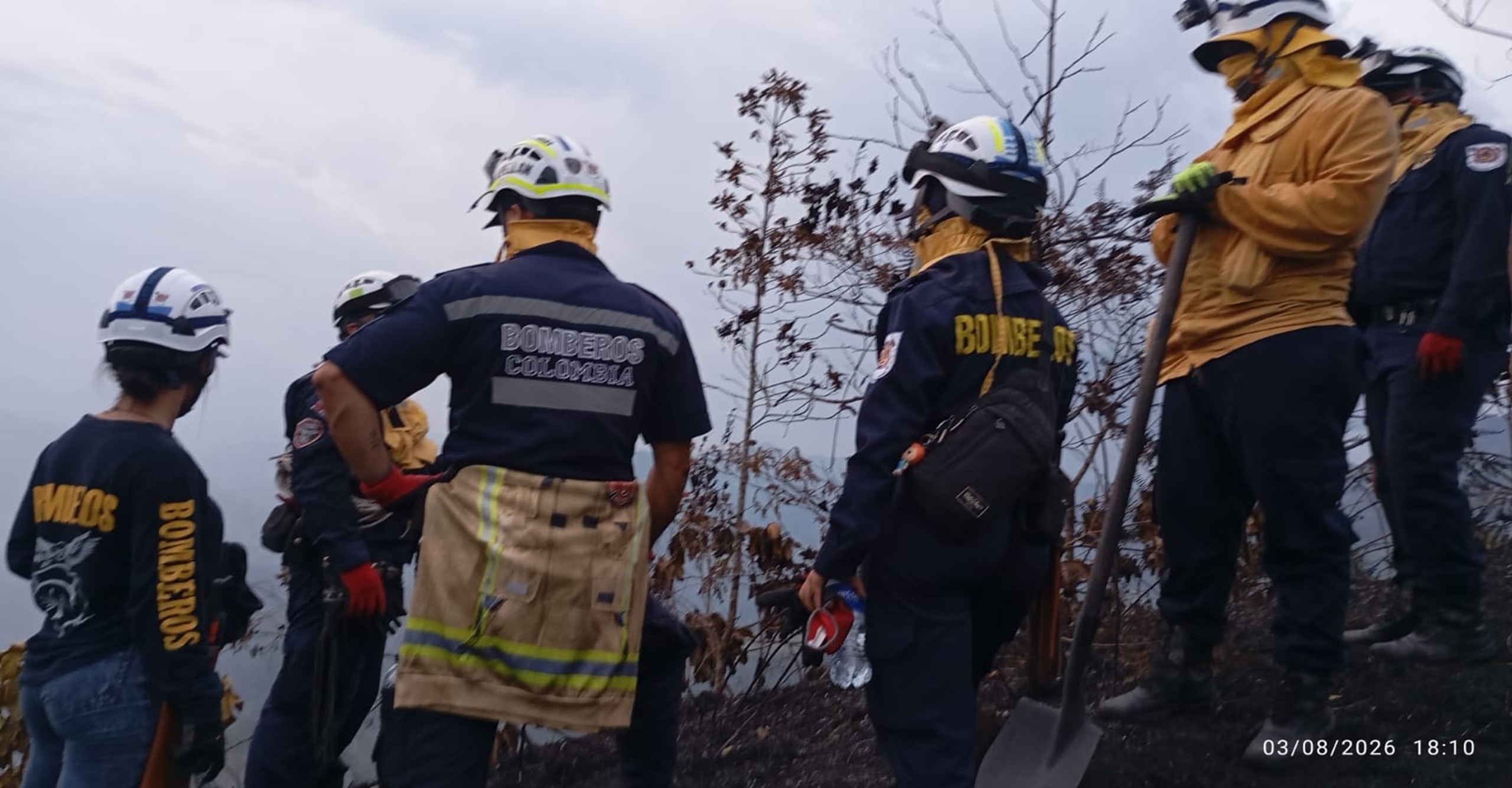 Bomberos controlan y liquidan incendio forestal que afectó vegetación nativa en Coper, Boyacá