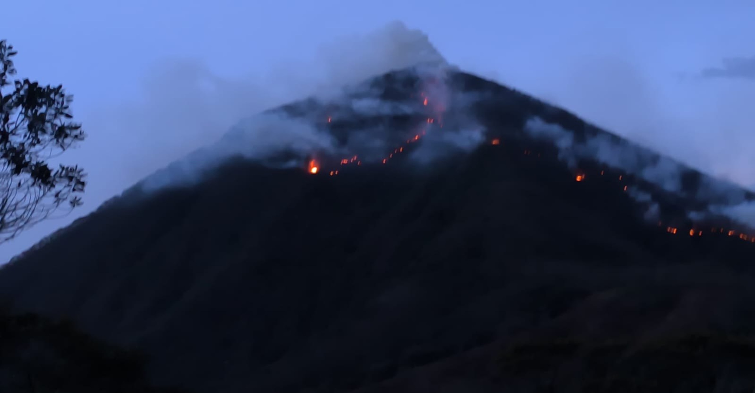 Tres días de operaciones permitieron liquidar incendio forestal en Samaniego