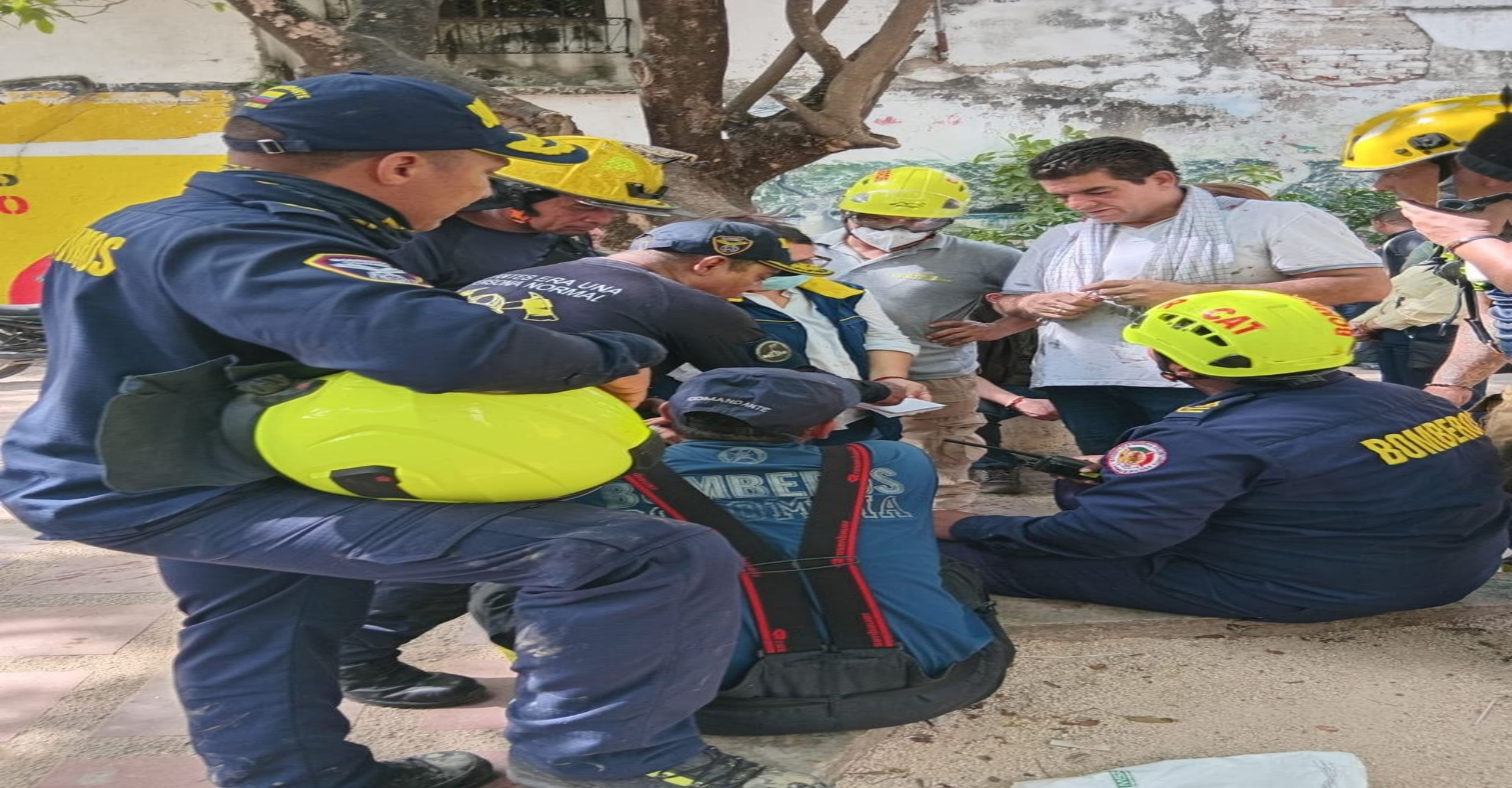 Bomberos de Mompox apoyaron la atención de incendio estructural en establecimiento comercial de Magangué, Bolívar